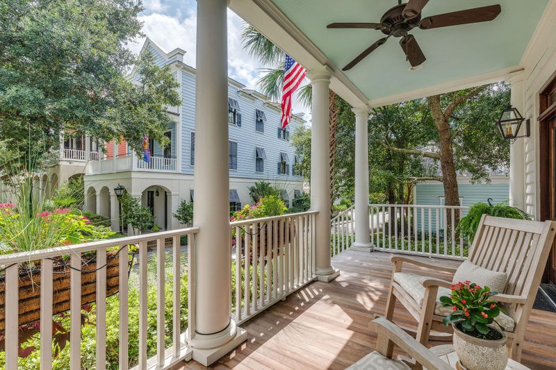31 Mcdaniel Ln, Mount Pleasant, SC 29464