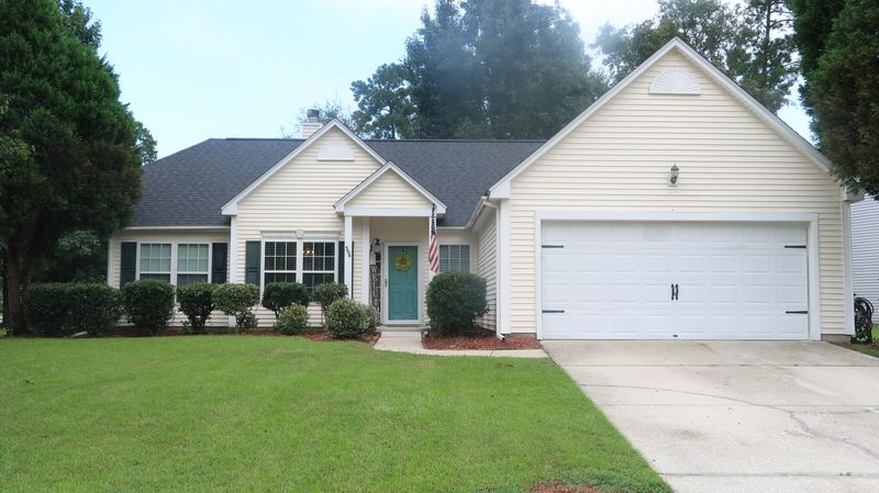 304 Ashford Cir, Summerville, SC 29485