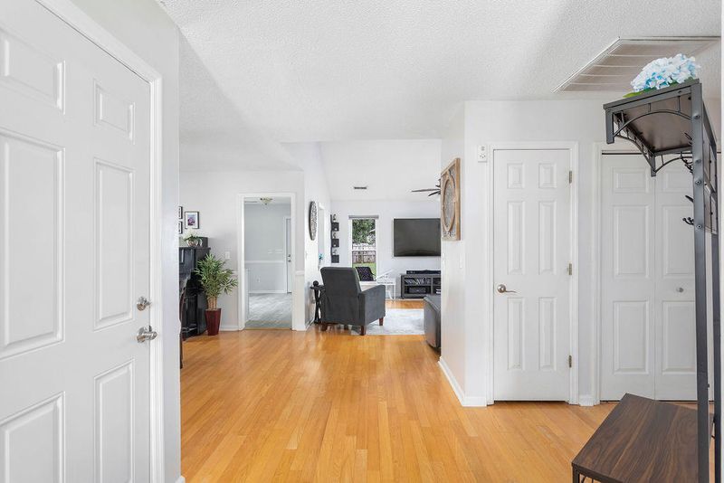 129 Ashton Dr, Goose Creek, SC 29445