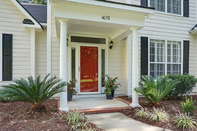 4058 Plantation House Rd, Summerville, SC 29485