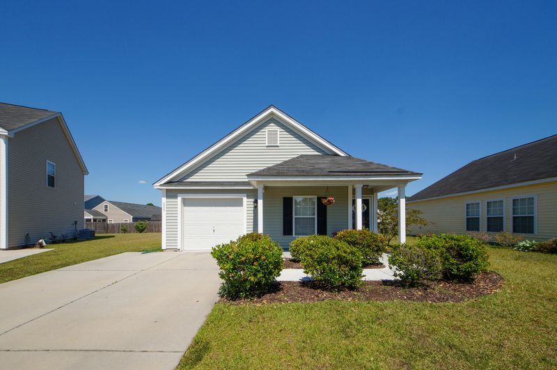 208 Briarbend Rd, Goose Creek, SC 29445