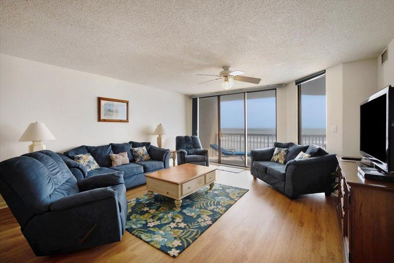 201 W Arctic Ave #208, Folly Beach, SC 29439