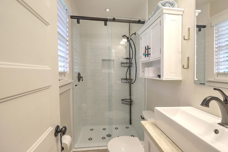 1851 Christian Rd, Charleston, SC 29407