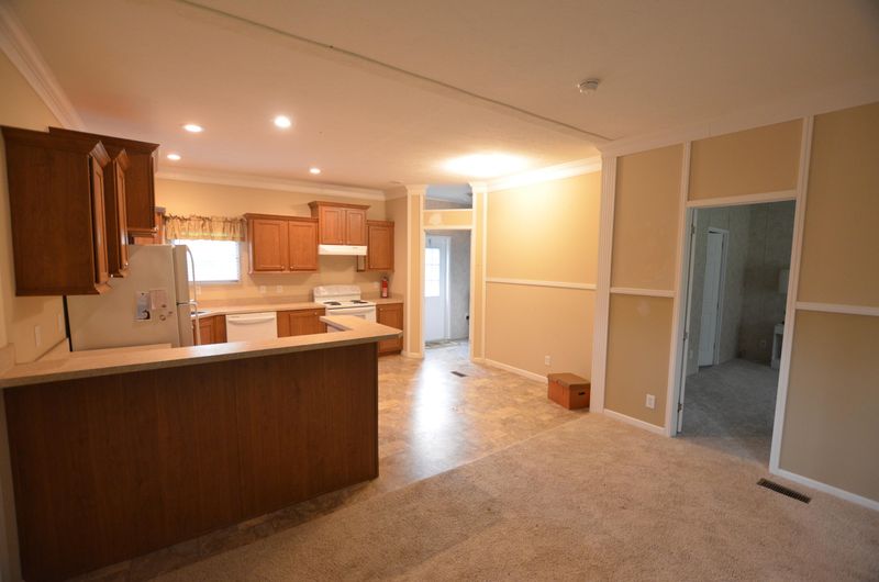 2290 Bethera Dr, Bonneau, SC 29431