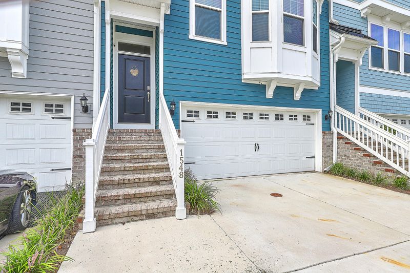 1548 Moss Spring Rd, Mount Pleasant, SC 29466
