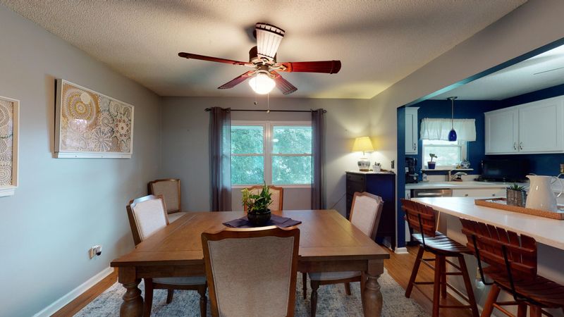 1241 Springhill Rd, Hanahan, SC 29410