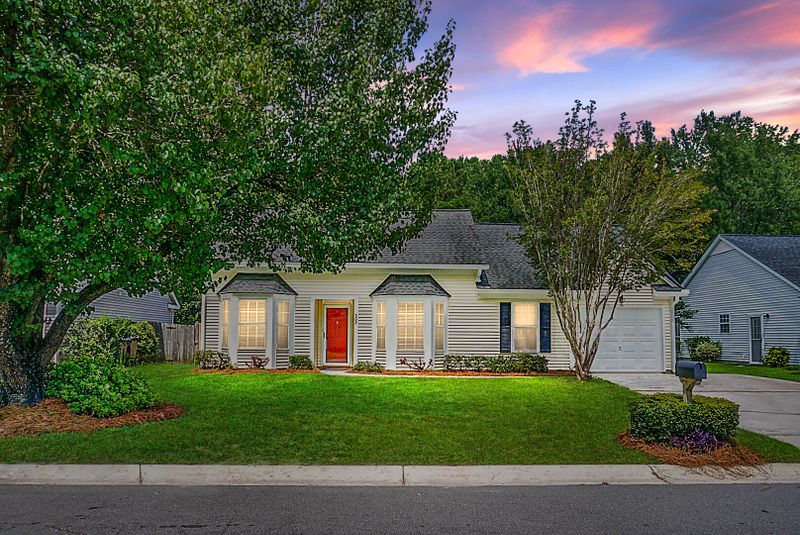 503 Salterton St, Summerville, SC 29485