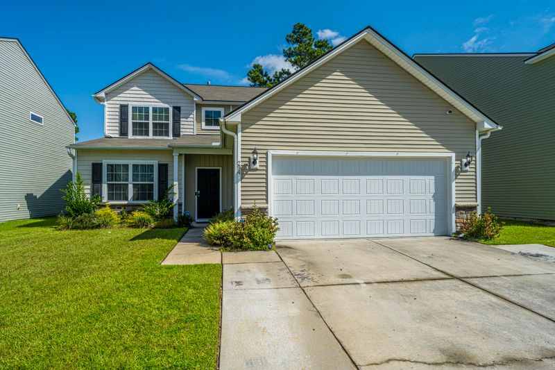 294 Decatur Dr, Summerville, SC 29486