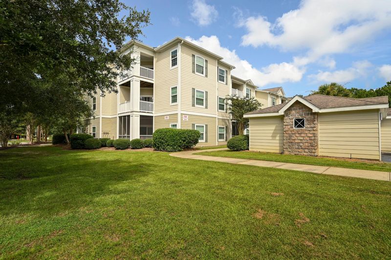 1300 Park West Blvd #1103, Mount Pleasant, SC 29466
