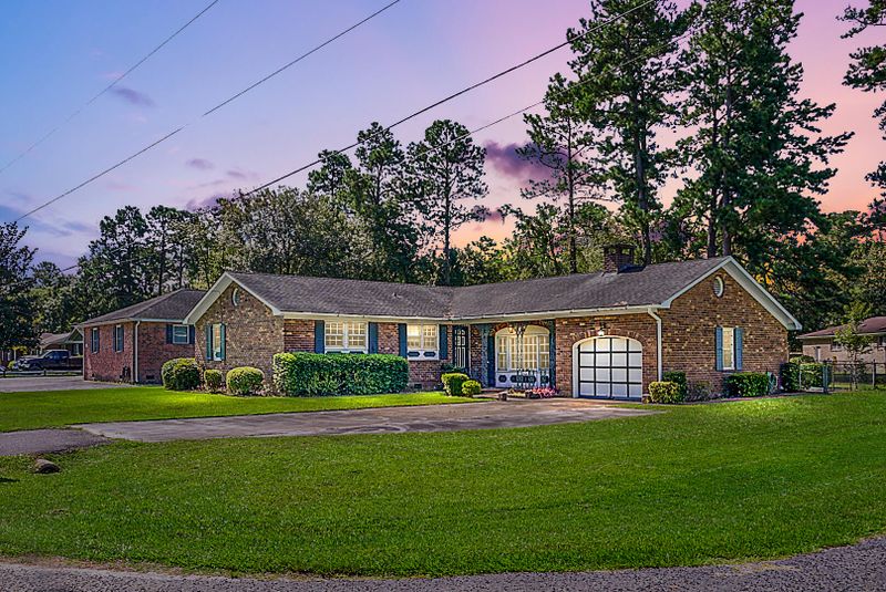 108 Wilson St, Summerville, SC 29483