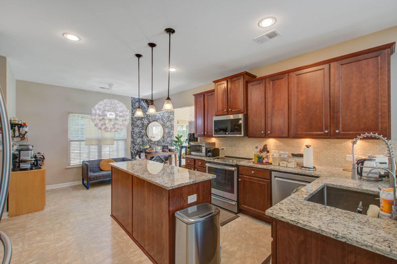 8442 Rice Basket Ln, North Charleston, SC 29420