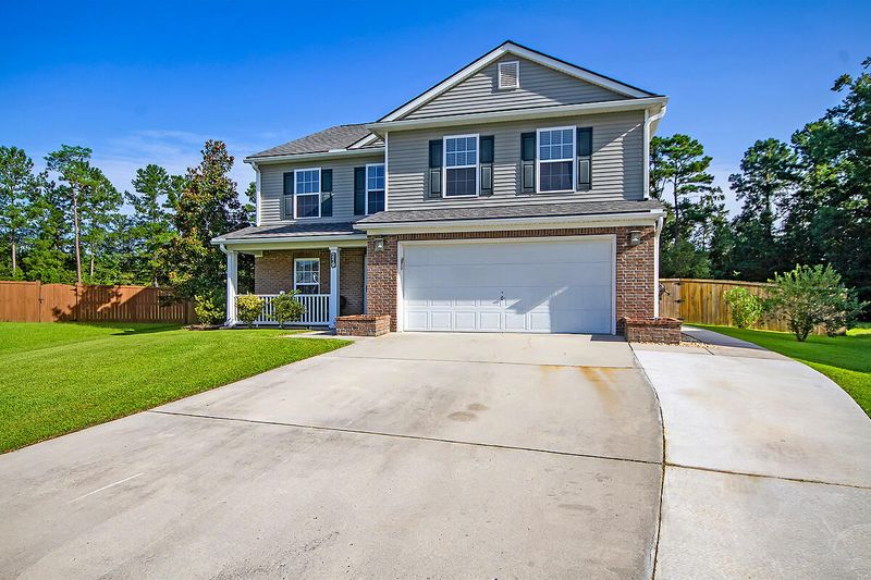 219 Pine Hall Dr, Goose Creek, SC 29445