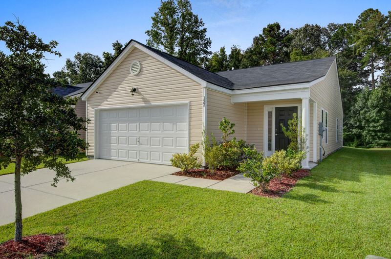 132 Brittondale Rd, Summerville, SC 29485