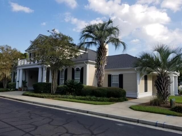 2217 Chatelain Way, Mount Pleasant, SC 29464