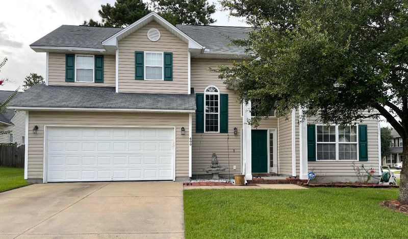 600 Curing Ct, Moncks Corner, SC 29461