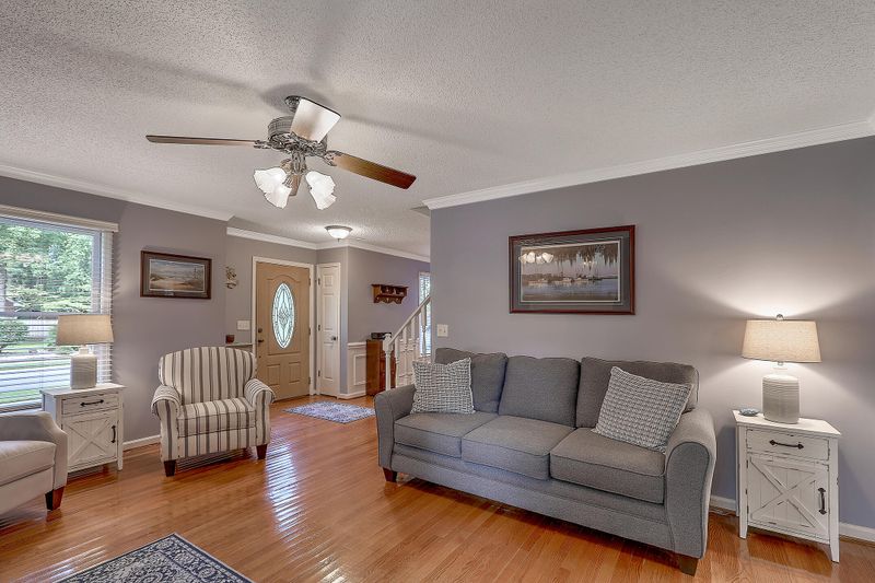 156 Hickory Trace Dr, Goose Creek, SC 29445