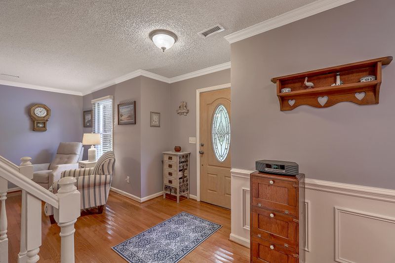156 Hickory Trace Dr, Goose Creek, SC 29445