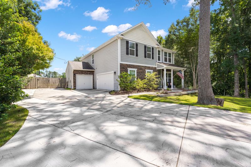 248 Highland Dr, Summerville, SC 29483