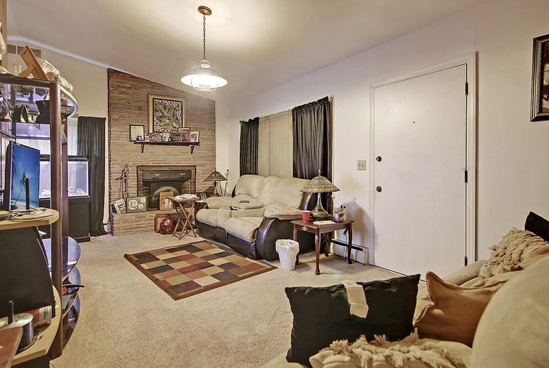 5111 Willis Dr, North Charleston, SC 29406