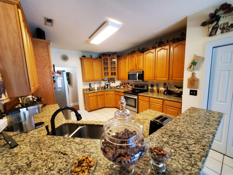 120 Summer Ridge Dr, Summerville, SC 29485