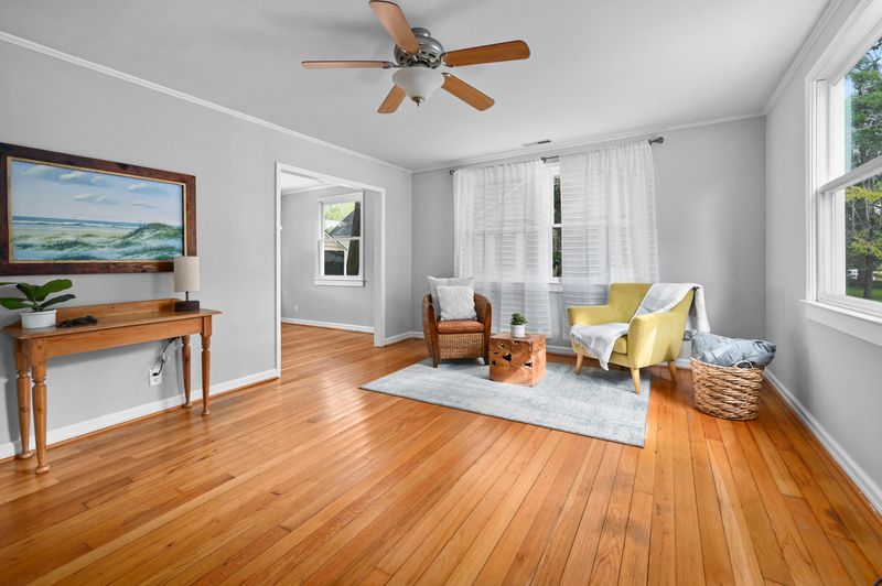 4733 Chesterfield Rd, North Charleston, SC 29405