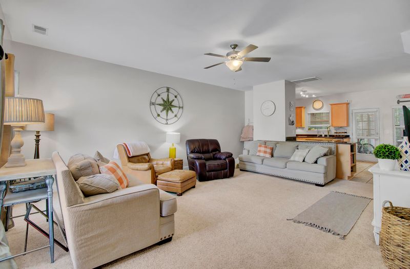 121 Venezia Ct, Ladson, SC 29456