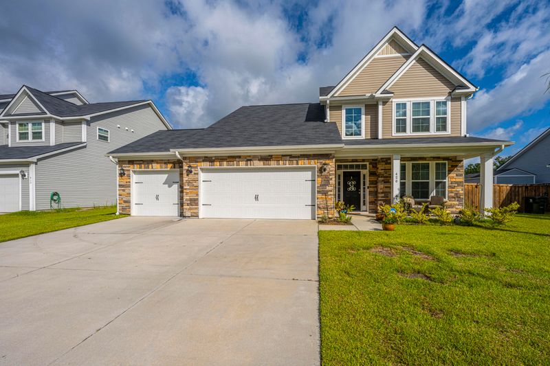 420 Stonefield Cir, Moncks Corner, SC 29461