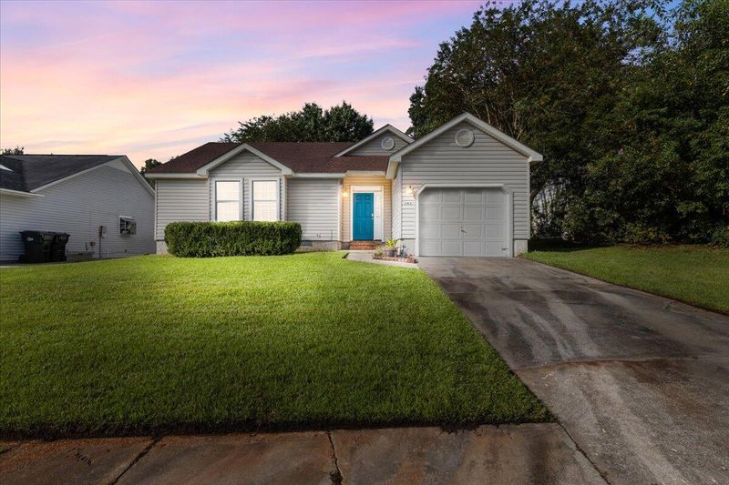 103 Persimmon Cir, Goose Creek, SC 29445
