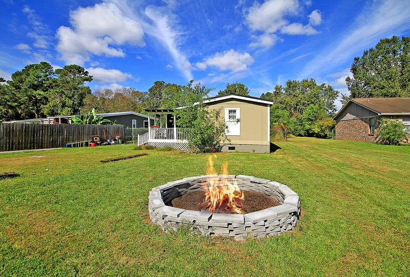 109 Teal Ct, Summerville, SC 29483