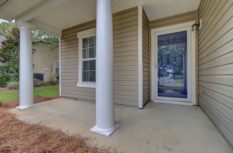 7105 Sweetgrass Blvd, Hanahan, SC 29410