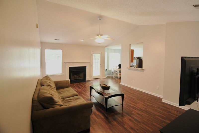 231 Everwood Ct, Moncks Corner, SC 29461