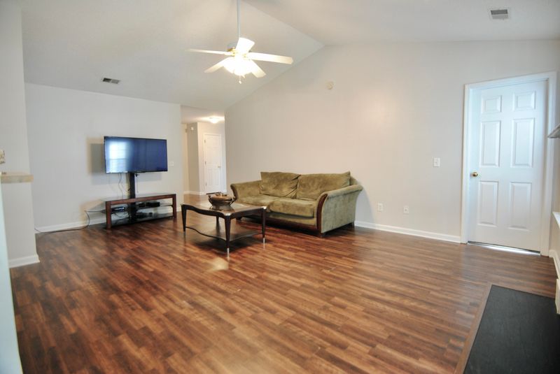 231 Everwood Ct, Moncks Corner, SC 29461
