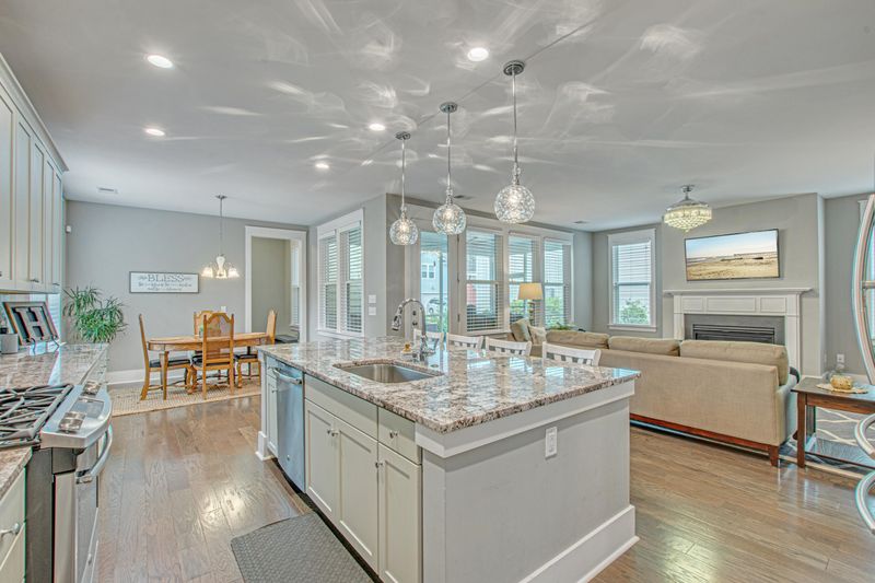125 Warbler Way, Summerville, SC 29483