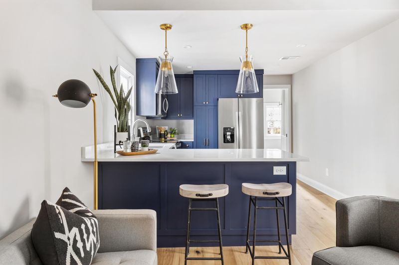71 Cooper St, Charleston, SC 29403