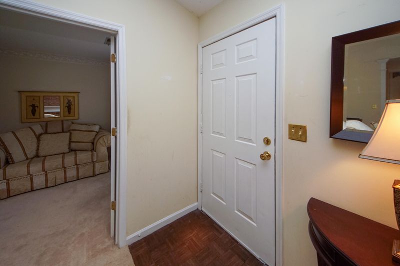 214 Hamlet Rd, Summerville, SC 29485