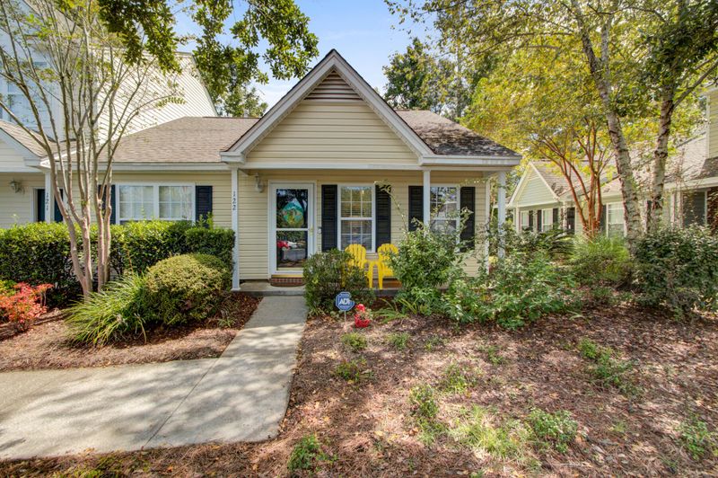 122 Macy Cir, Goose Creek, SC 29445