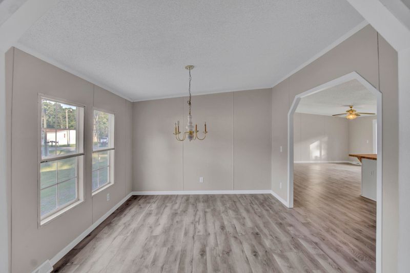 107 Lindler, North Charleston, SC 29420