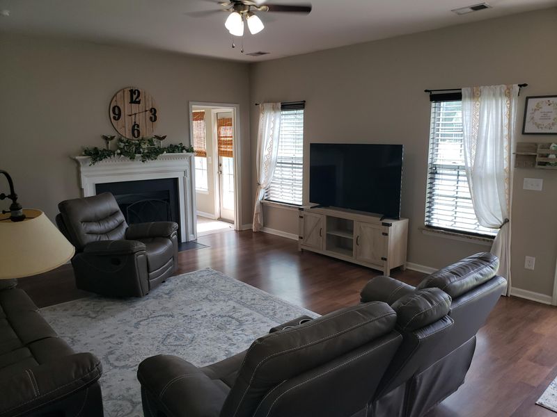 628 Savannah River Dr, Summerville, SC 29485