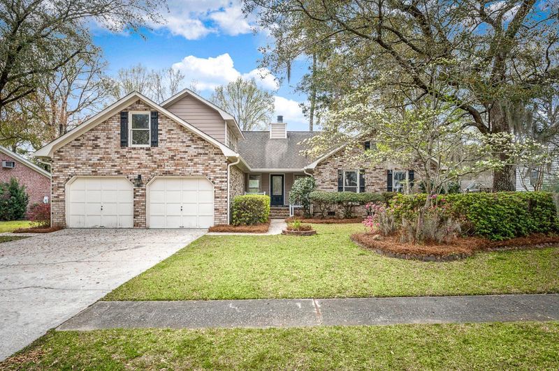 117 Hickory Trace Dr, Goose Creek, SC 29445