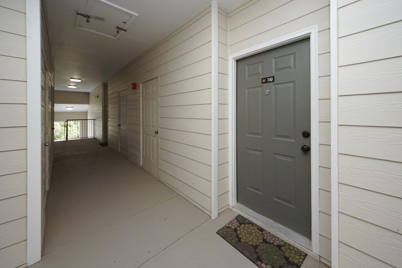 1300 Park West Blvd #710, Mount Pleasant, SC 29466