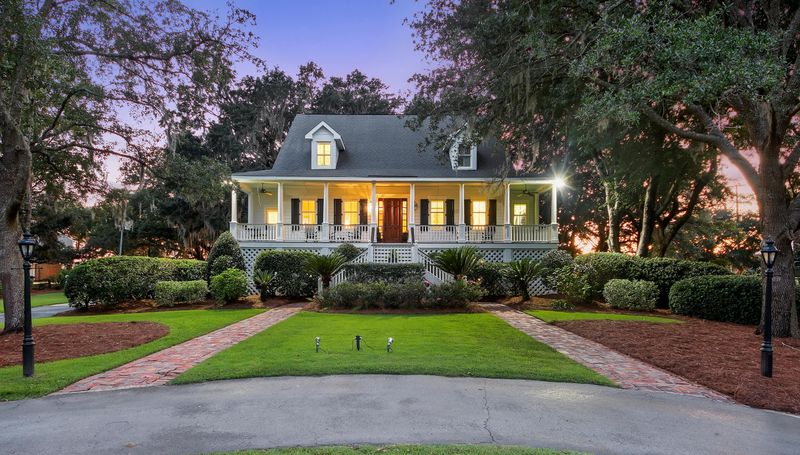 1215 Fifteen Mile Landing Rd, Awendaw, SC 29429