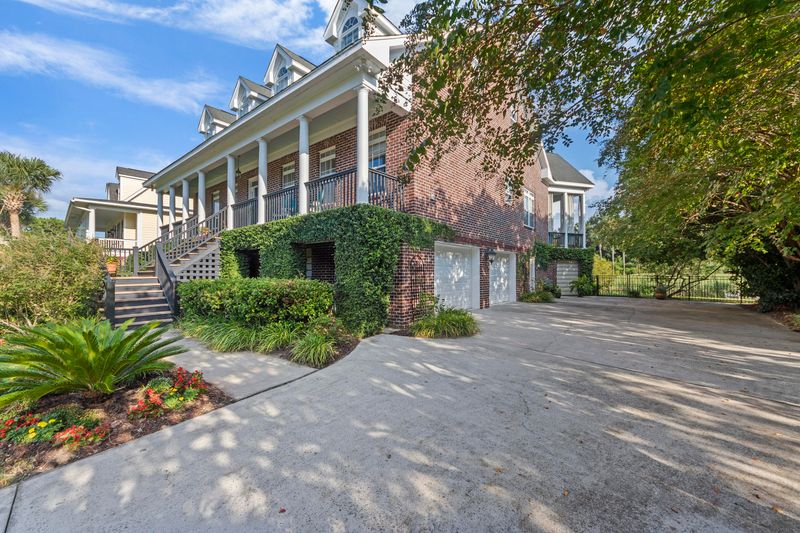 4252 Haulover Dr, Johns Island, SC 29455