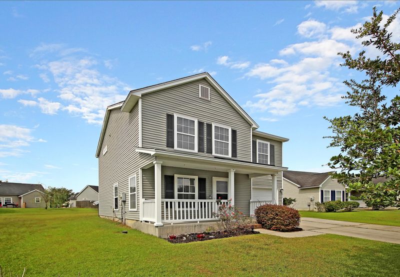 5016 Thornton Dr, Summerville, SC 29485