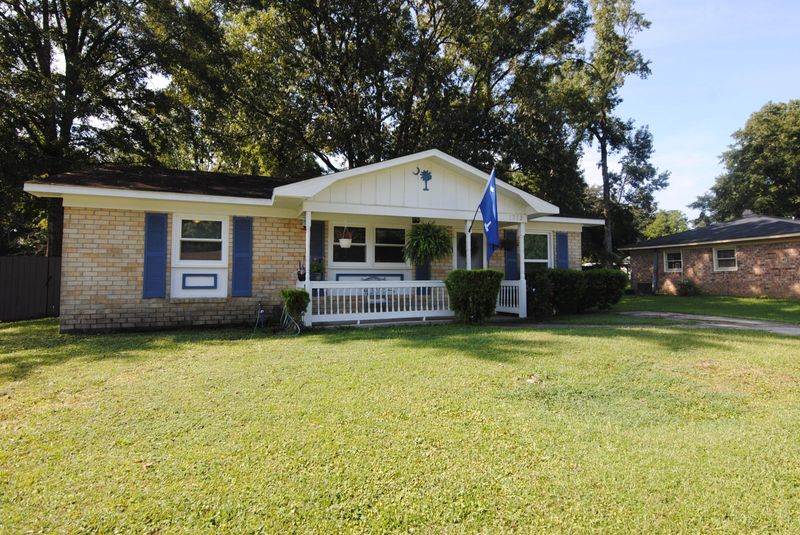 1212 Saylors Ave, Moncks Corner, SC 29461