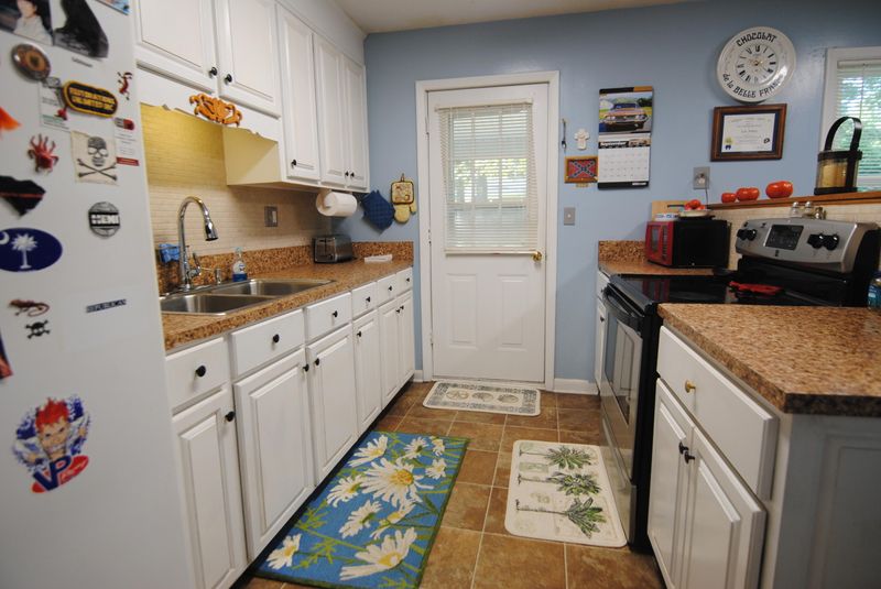 1212 Saylors Ave, Moncks Corner, SC 29461