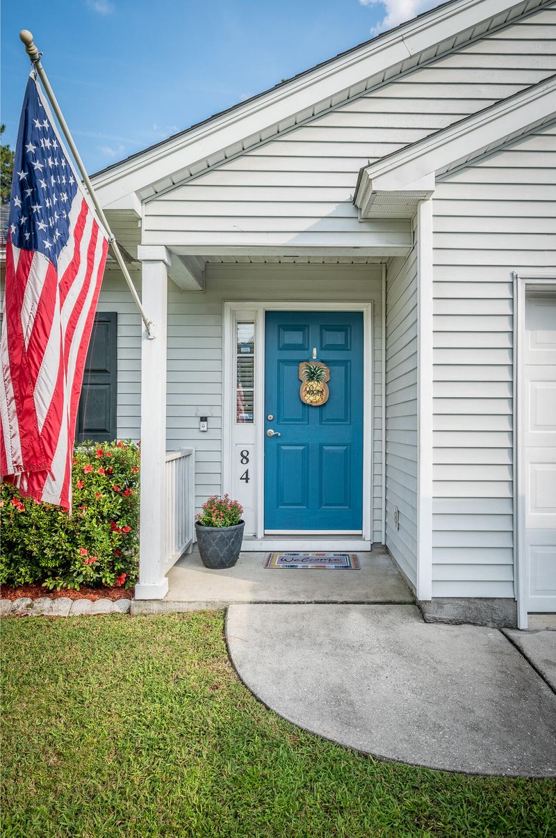 84 Creek Bend Dr, Summerville, SC 29485