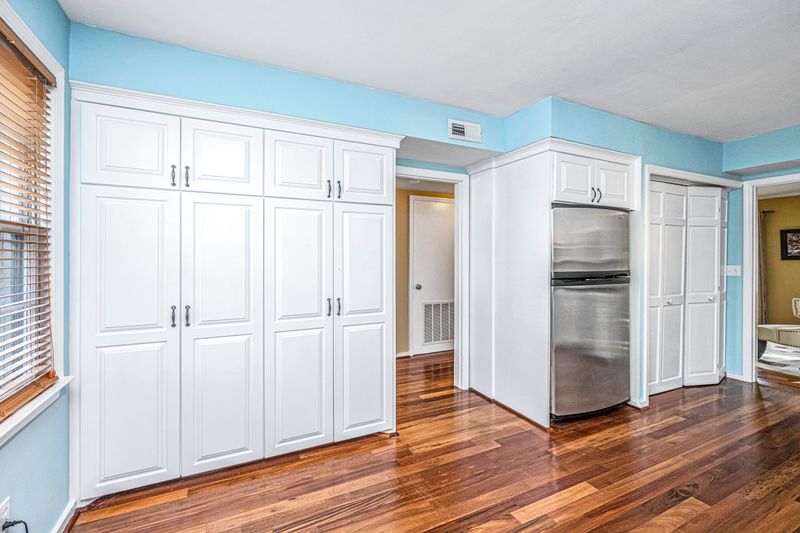 88 Logan St, Charleston, SC 29401