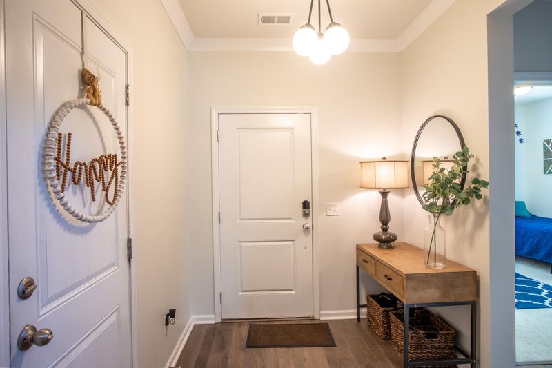 545 Nandina Dr, Goose Creek, SC 29445