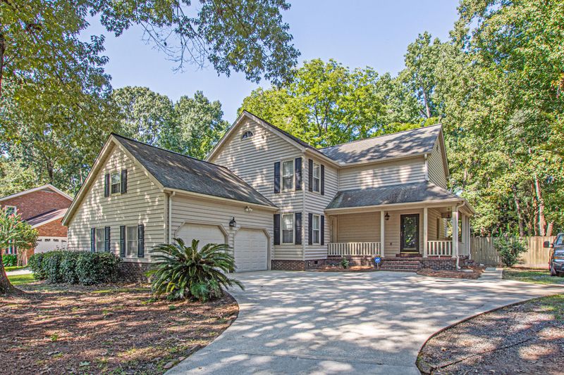 212 Nantucket Dr, Summerville, SC 29485