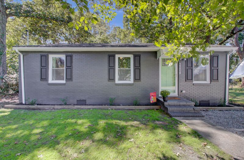 2208 Doris Dr, Charleston, SC 29414